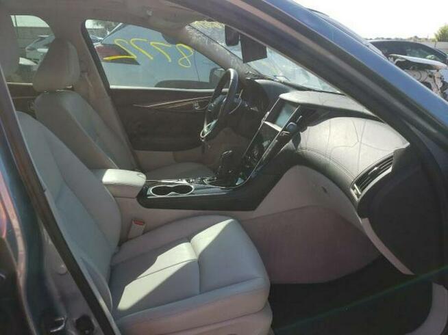 Infiniti Q50 2019, 3.0L, Luxe, po gradobiciu