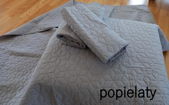 komplet narzut pikowanych lekkiech