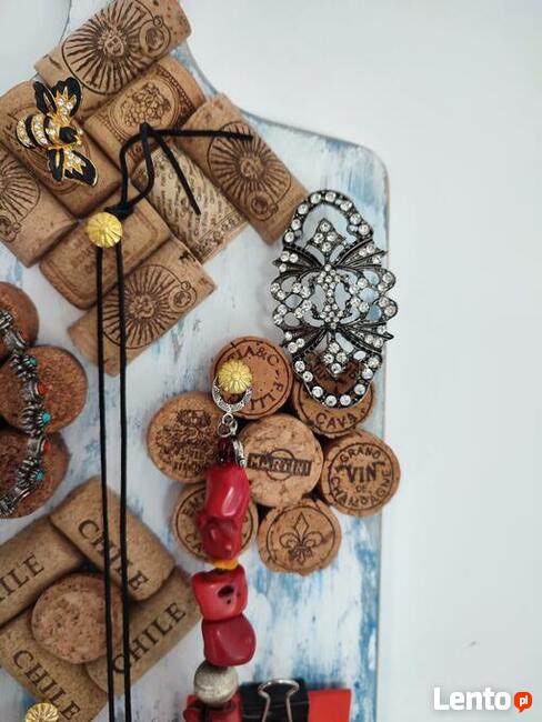 Deska korkowa na zapiski - biżuterie - biuro