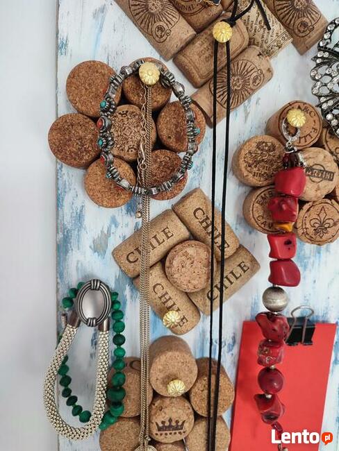 Deska korkowa na zapiski - biżuterie - biuro