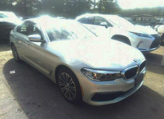 BMW 530 2019, 2.0L, 4x4, od ubezpieczalni