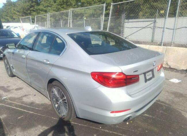 BMW 530 2019, 2.0L, 4x4, od ubezpieczalni