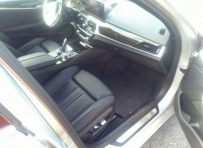 BMW 530 2019, 2.0L, 4x4, od ubezpieczalni