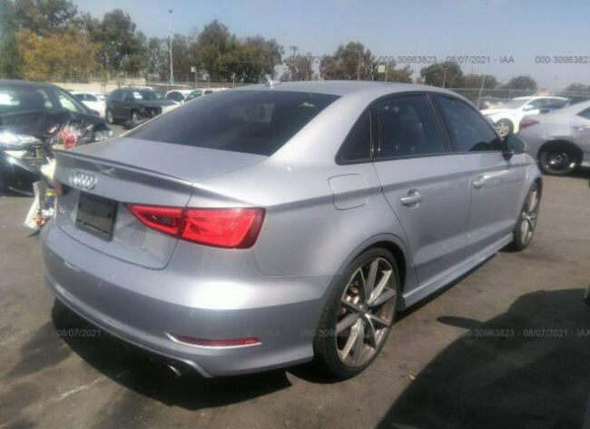 Audi S3 2016, 2.0L, 4x4, PREMIUM PLUS, od ubezpieczalni