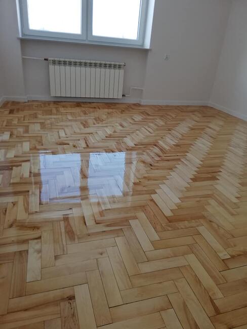 Cyklinowanie renowacja podłogi i schodów