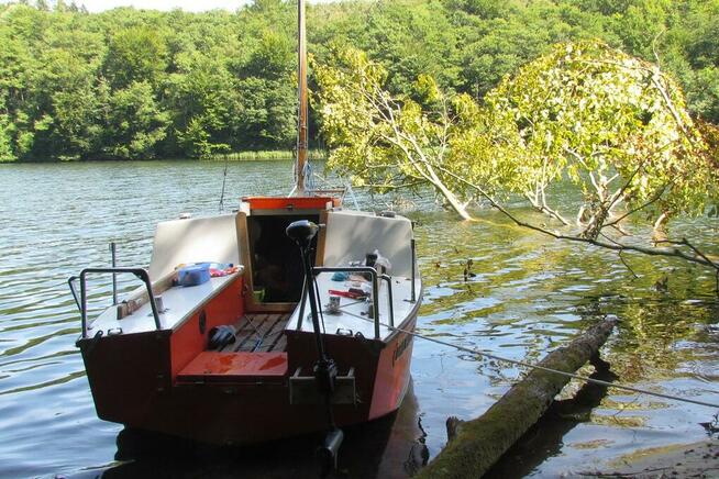 Łódka kabinowa żaglówka PLUTEK – WERKERUS 501