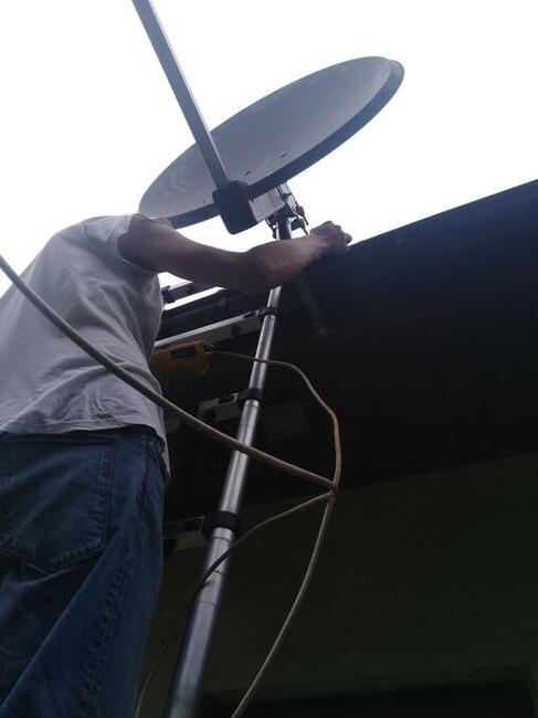 Montaż ustawienie anten satelitarnych naziemnch