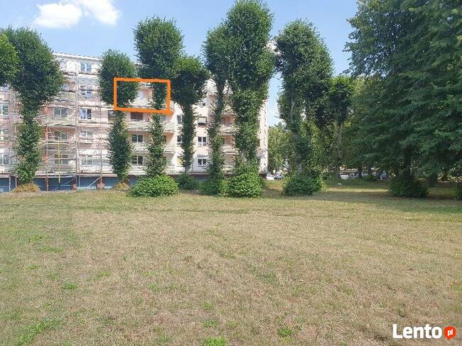 Tytanik ul.Sportowa3m 65m2 parking piwnica .