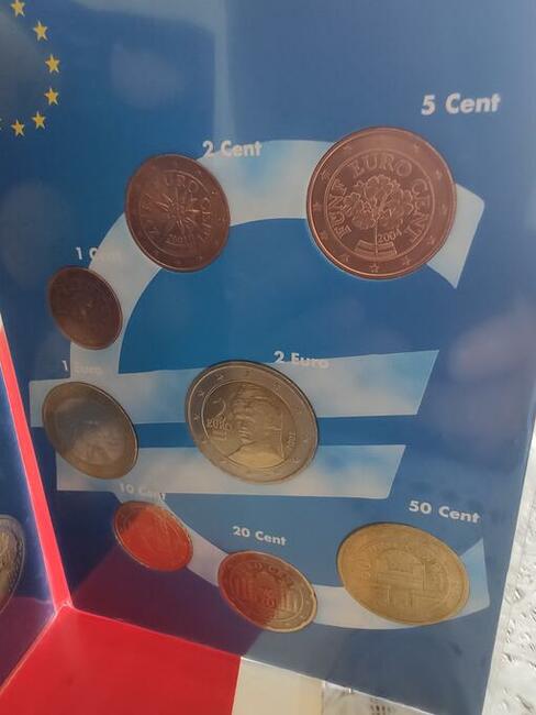 Austria, klaser z monetami od 2 euro do 1 centa - 8szt