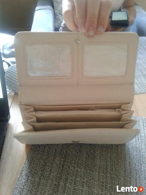 Damski Portfel Kremowy Polecam