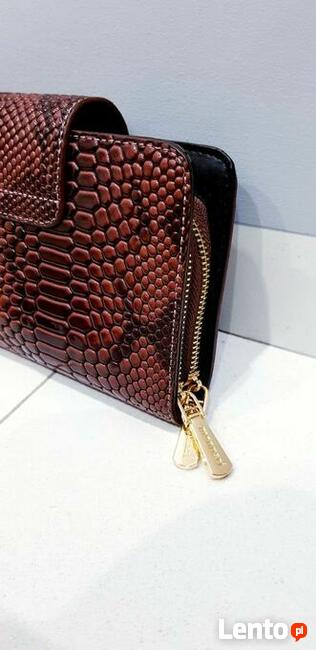 Praktycznie nowa kopertówka Monnari