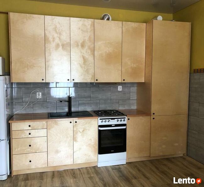 Meble na wymiar: kuchnie, szafy, garderoby, komody, ...