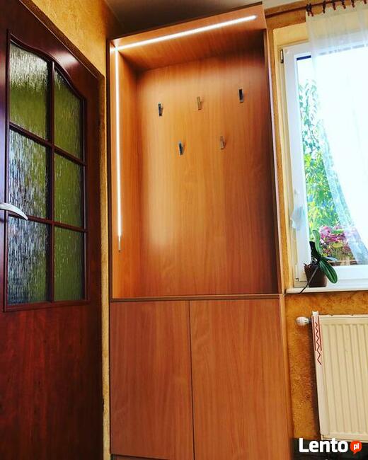 Meble na wymiar: kuchnie, szafy, garderoby, komody, ...