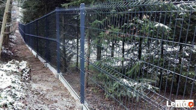 Tanie ogrodzenia panelowe wraz z montażem Alfabram Nowy Sącz