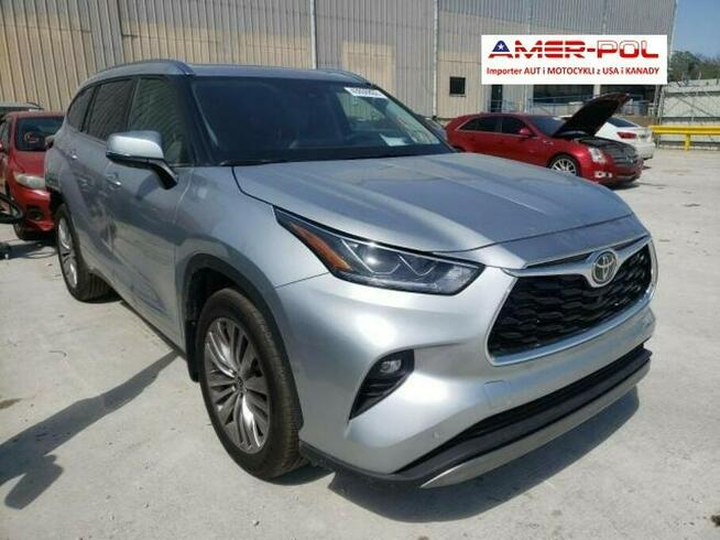 Toyota Highlander 2022, 3.5L, 4x4, od ubezpieczalni