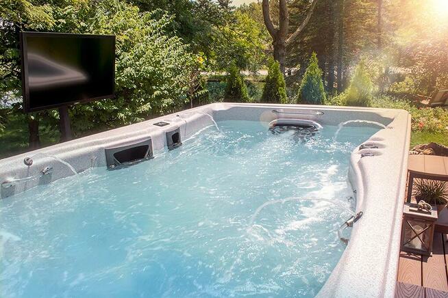 Basen z przeciwprądem