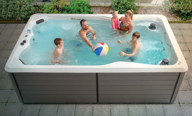 Basen z przeciwprądem