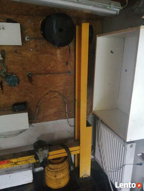 Krakow Wieliczka Garaż z kanałem na godziny na doby