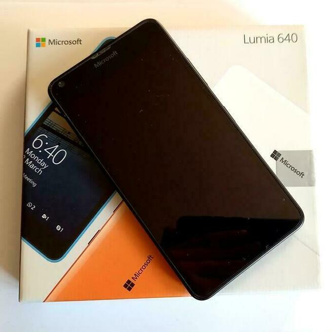 Smartfon NOKIA LUMIA 640 LTE 5 8GB Komplet sklepowy