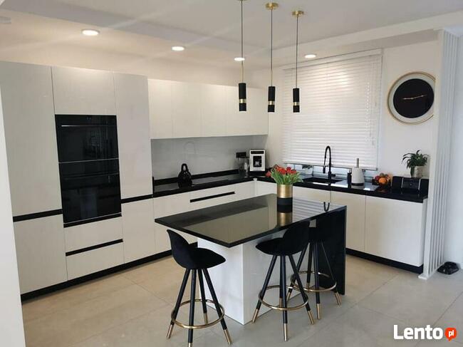 TERCET - Nowoczesne zabudowy - Meble na wymiar