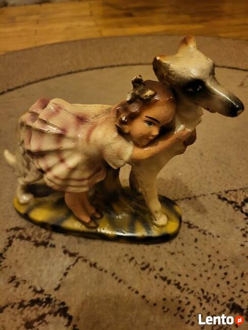 Figurka Porcelana Pies z Dziewczynką