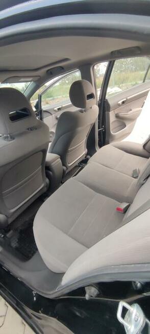 Honda Civic 1.8 2007 Executive Benzyna