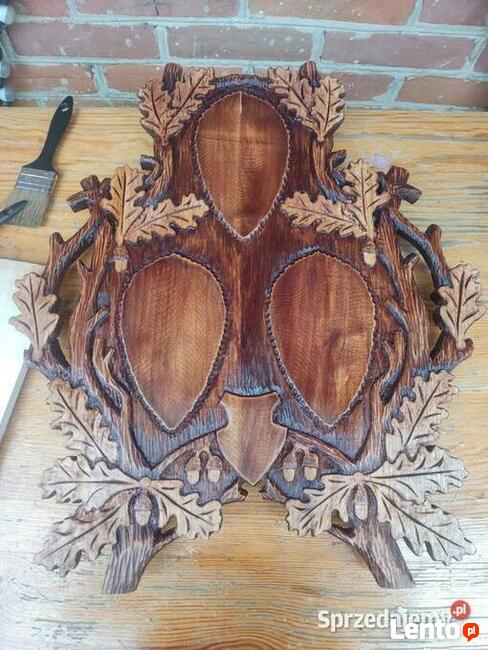 Piękna deska na trzy poroża, Trofea - rzeźbiona ręcznie.