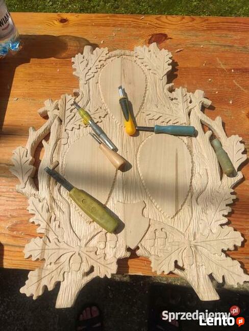 Piękna deska na trzy poroża, Trofea - rzeźbiona ręcznie.