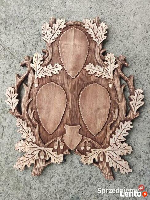 Piękna deska na trzy poroża, Trofea - rzeźbiona ręcznie.