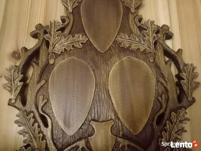 Piękna deska na trzy poroża, Trofea - rzeźbiona ręcznie