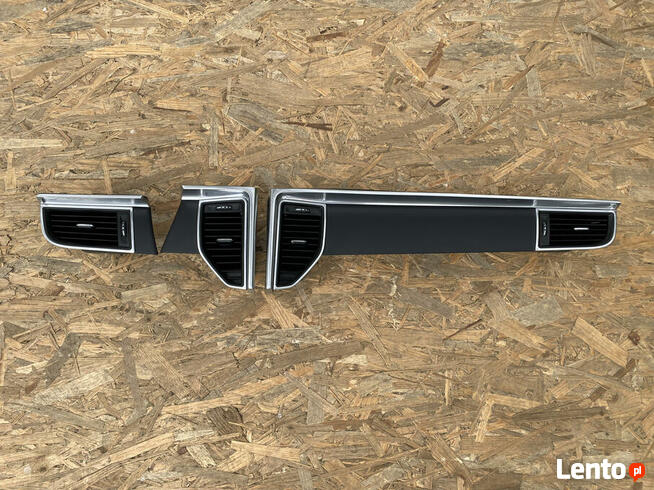 Dekor nawiew kratka listwa konsoli porsche macan 95b