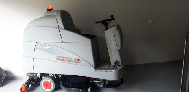 COMAC TRIPLA 65 przemysłowa maszyna czyszcząca