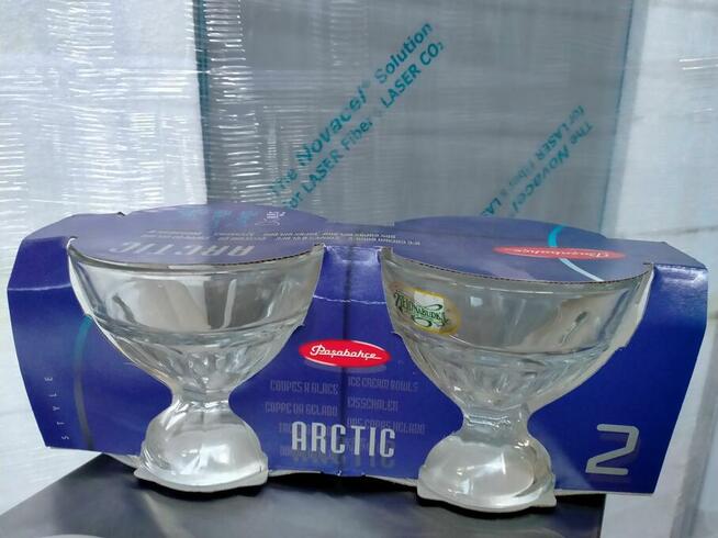 Pucharki lodowe małe i duże