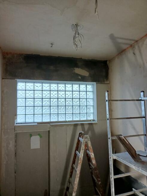 Wykonczenia poszukuje pracy