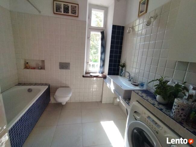 REZYDENCJA W ZIELONEJ OKOLICY BRWINOWA Z OGRÓDKIEM