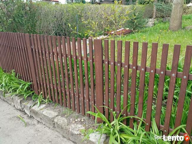 Drewniany Prosty Płot sztachetowy