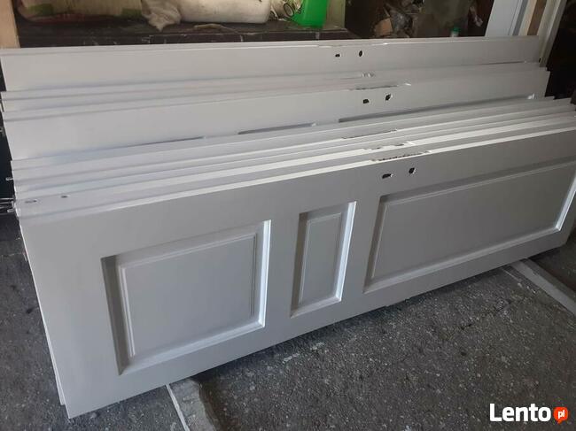 Odnawianie starych drzwi i okien