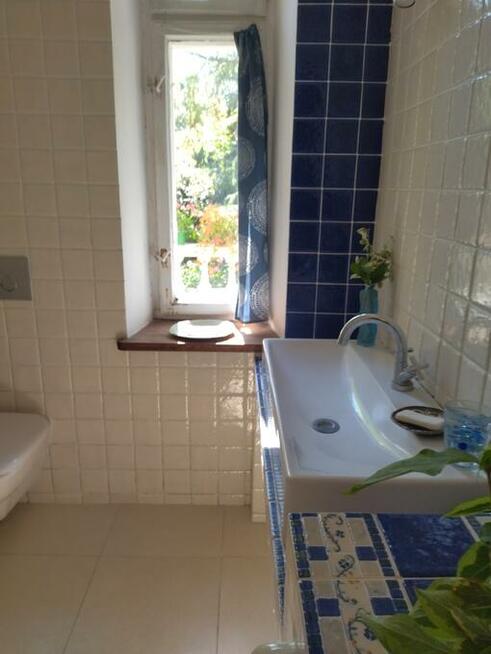 REZYDENCJA W ZIELONEJ OKOLICY BRWINOWA Z OGRÓDKIEM