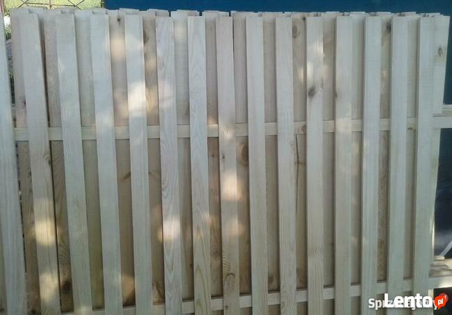 Drewniany Prosty Płot sztachetowy