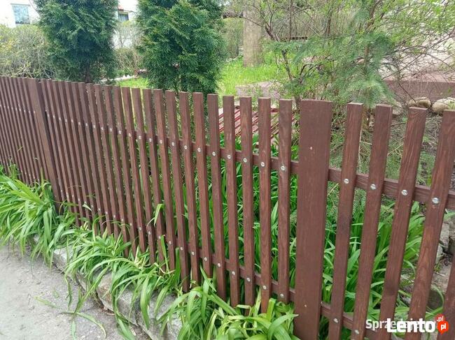 Drewniany Prosty Płot sztachetowy