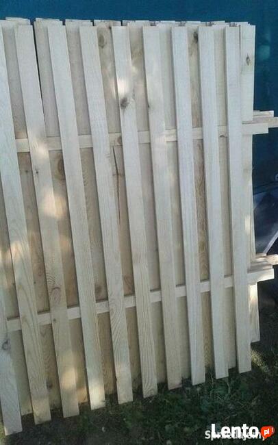 Prosty Płot sztachetowy