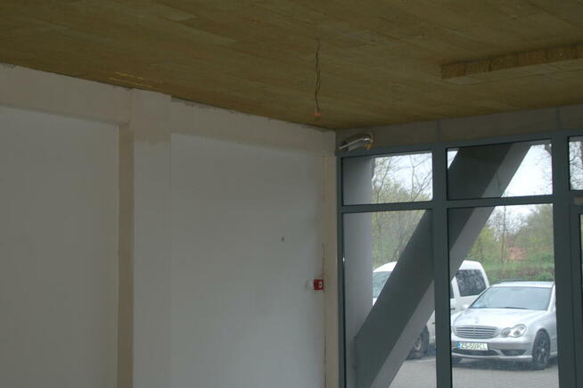 Ładny lokal użytkowy do wynajęcia