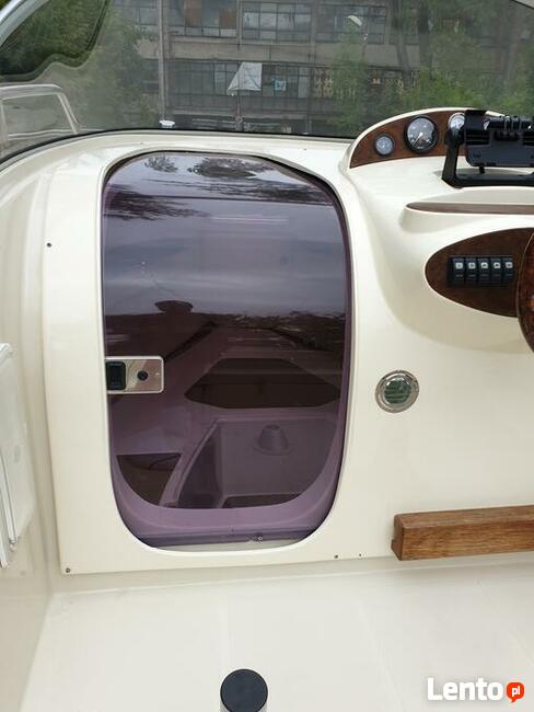 Łódź motorowa Odeon 700, kabinowa, Yamaha 130 KM, 2008r