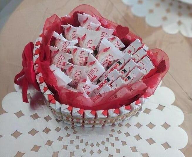 Kompozycje ze słodyczy