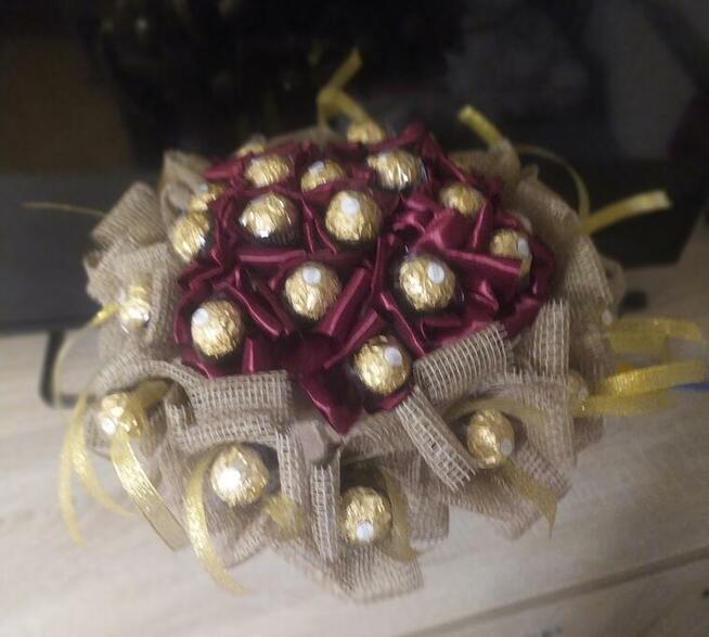 Kompozycje ze słodyczy