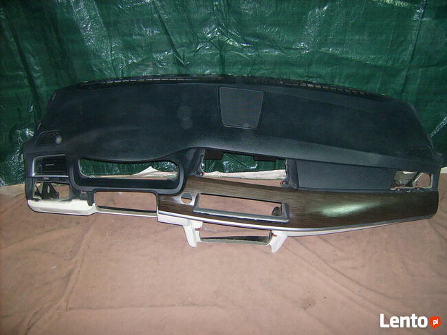 BMW 5 GT kokpit konsola deska z airbag pasażera
