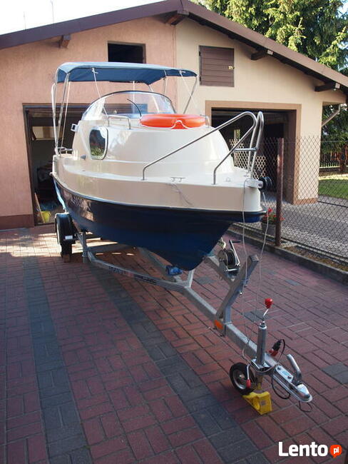 Łodź motorowa - KABIN 465