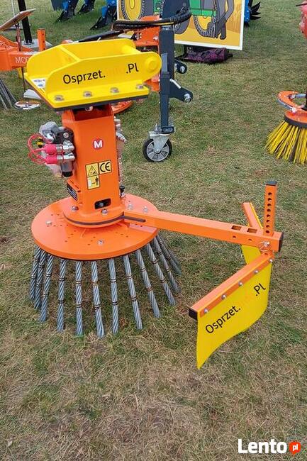 Odchwaszczarka do koparki - szczotka do usuwania chwastów