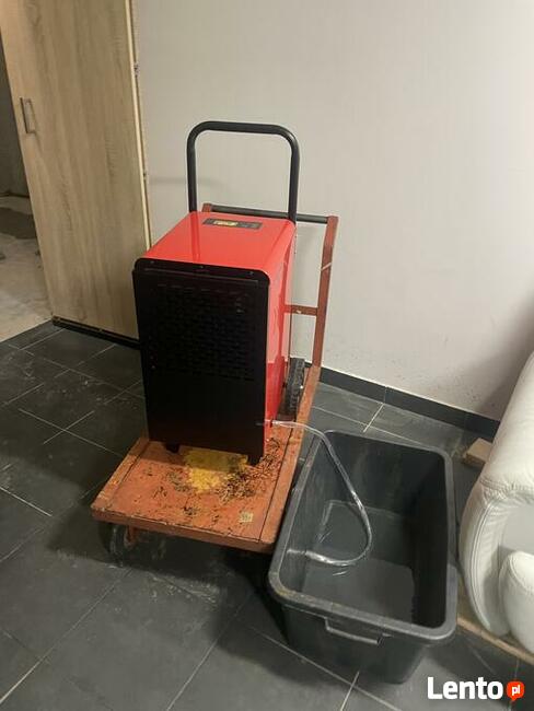 Osuszanie po zalaniu i remoncie: wynajem osuszaczy powietrza