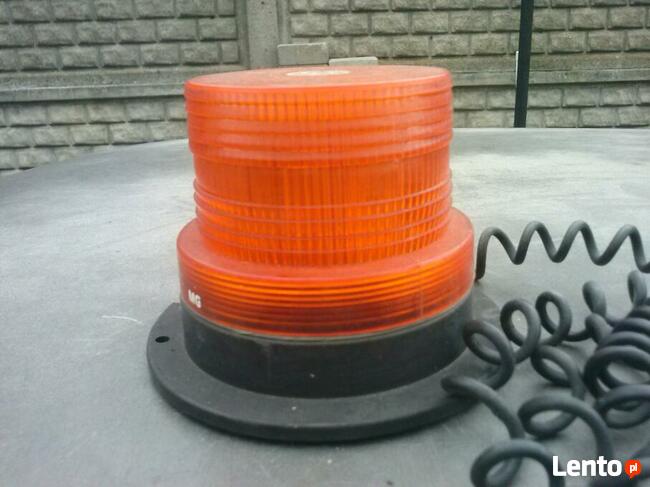 Lampa błyskowa pomarańczowa kogut, 60 zł.